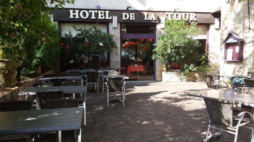 فندق Aubazinesفي  La Tour الغرفة الصورة